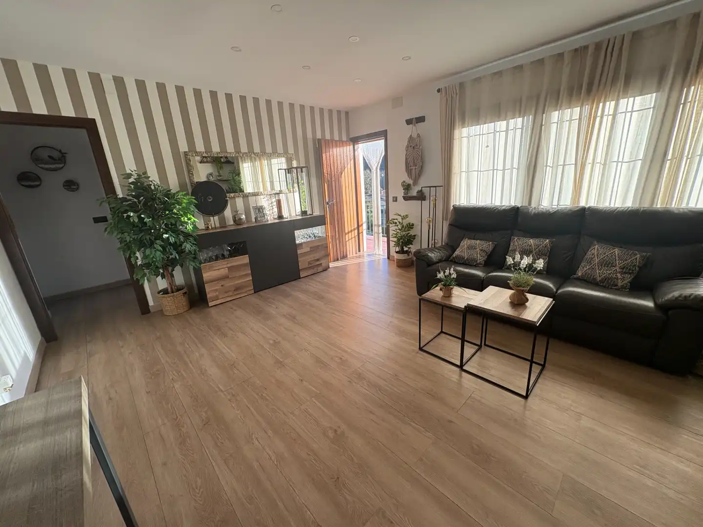 Casa con terraza en venta en Vallgorguina, imagen 2