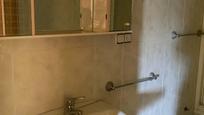 Bany de Pis en venda en Venta de Baños amb Terrassa