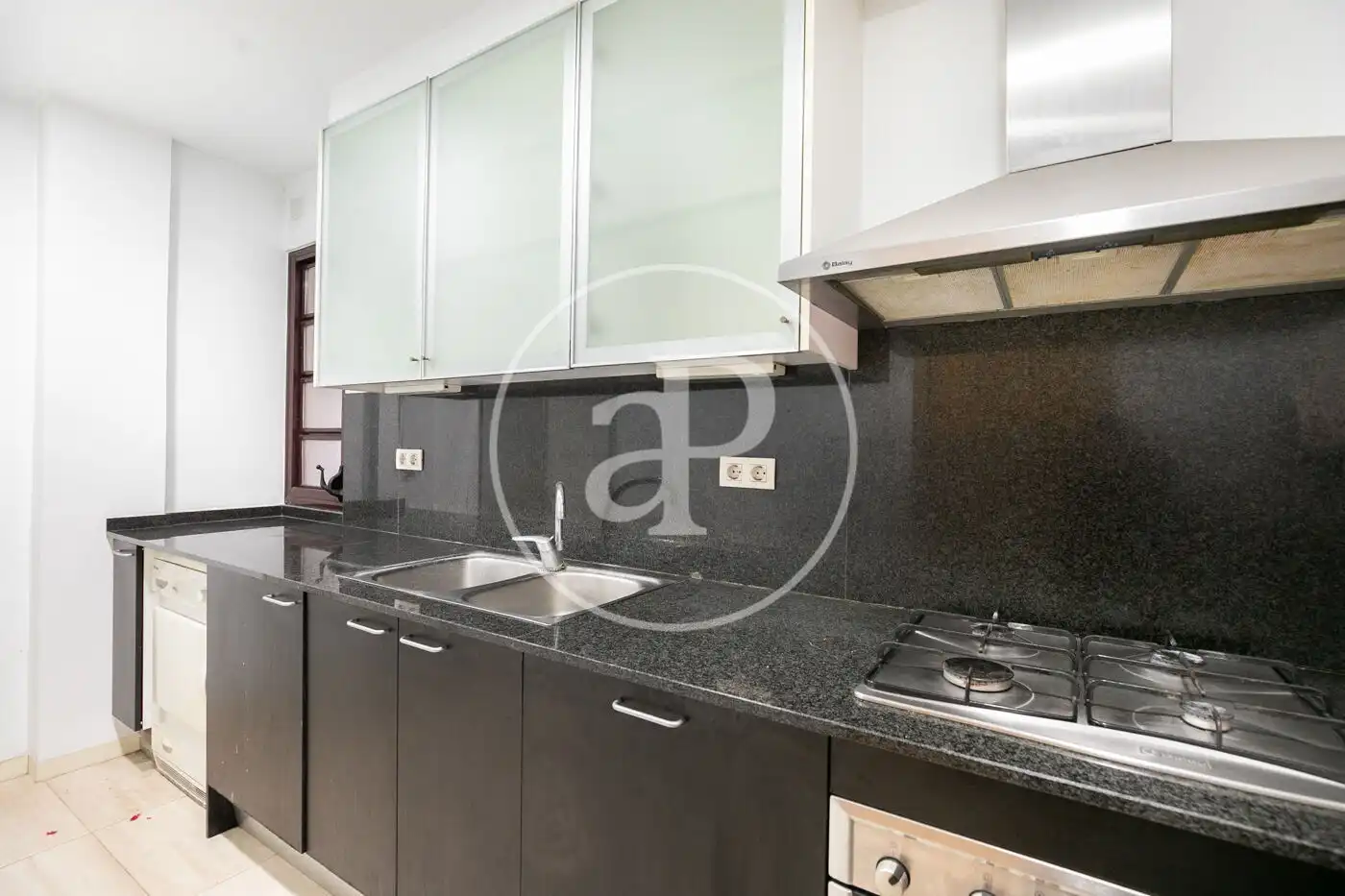 Cocina de Piso en venta en Barcelona con Aire acondicionado y Calefacción