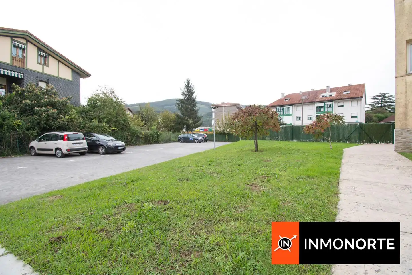 Wohnung zum Verkauf in Ampuero mit Heizung, Möbliert und Gemeinschaftspool