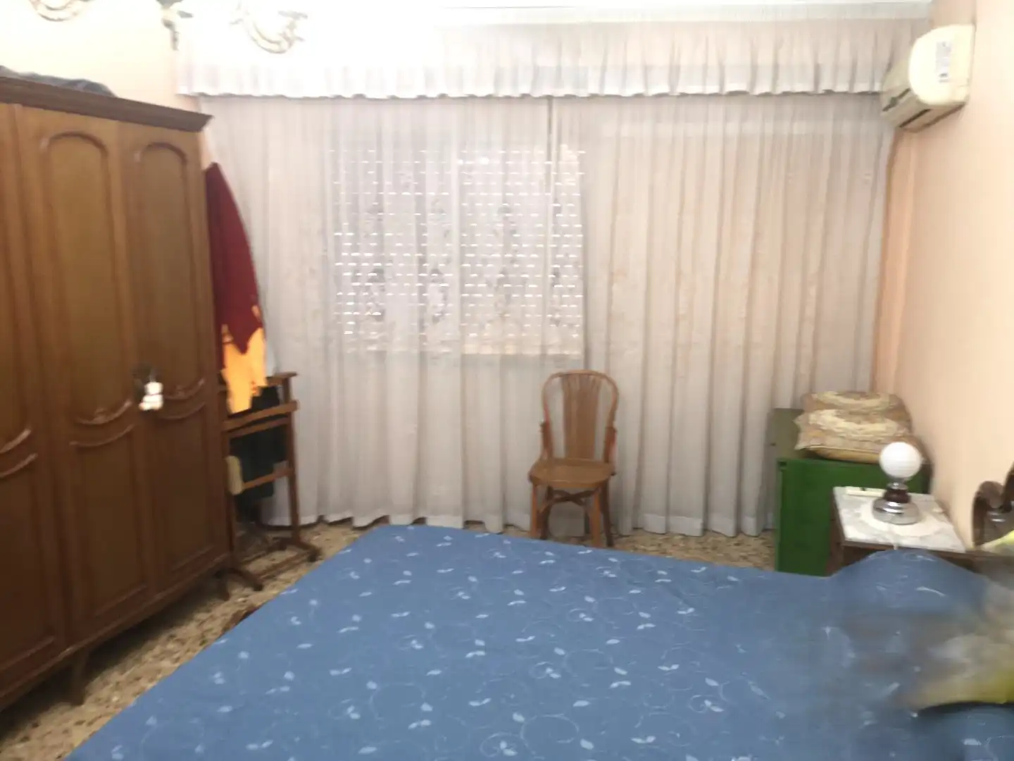 Dormitori de Casa adosada en venda en Alzira amb Terrassa, Traster i Moblat