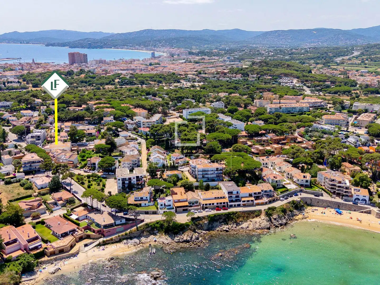 Außenansicht von Wohnung zum Verkauf in Palamós mit Terrasse und Balkon
