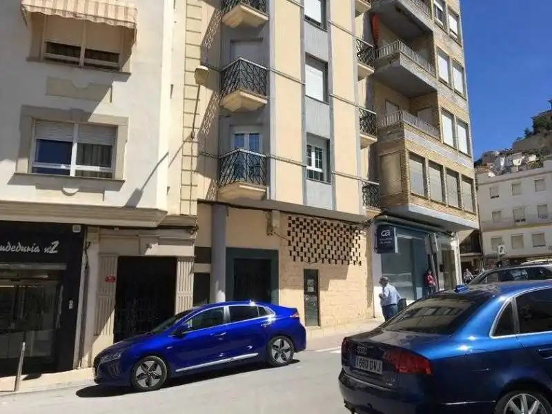 Local commercial à vendre à Martos