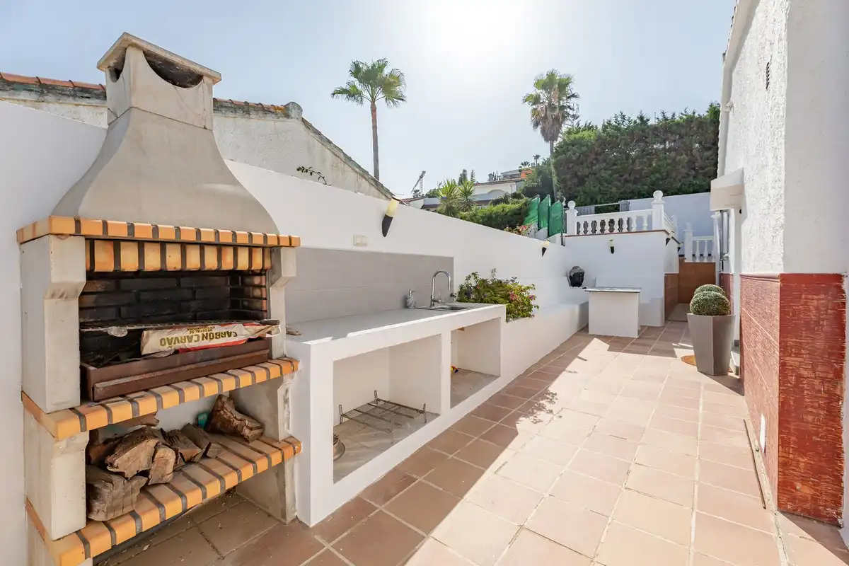 Chalet con piscina en venta en Estepona Pueblo, imagen 6