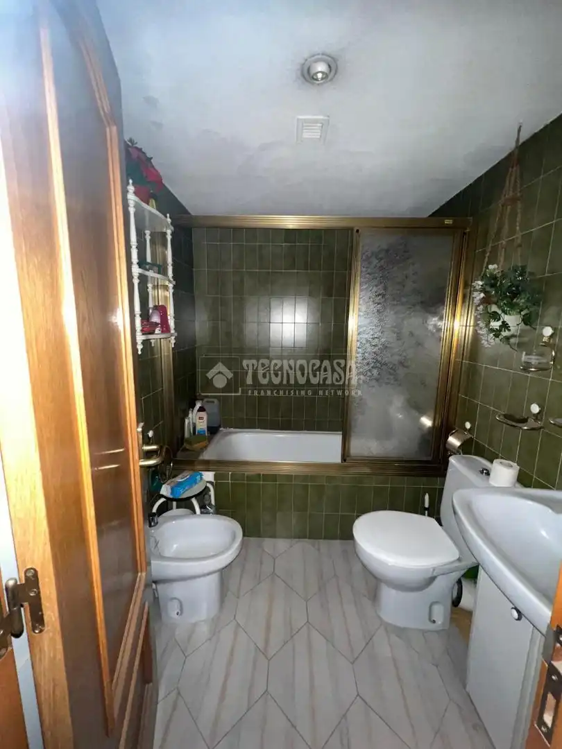 Baño de Piso en venta en Madrid con Aire acondicionado, Calefacción y Parquet