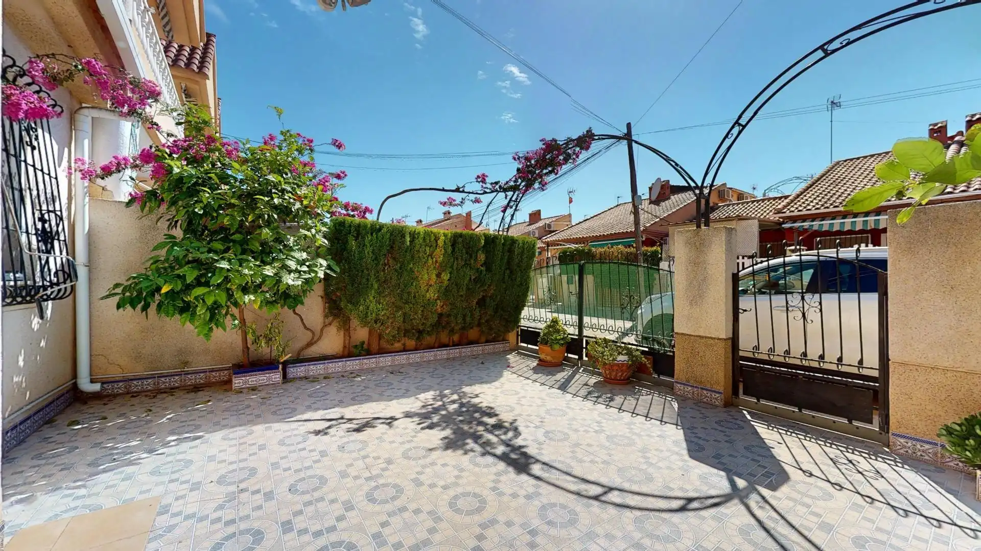 Jardín de Casa adosada en venta en San Pedro del Pinatar con Aire acondicionado, Terraza y Trastero