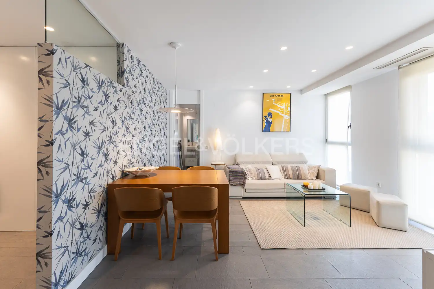 Wohnung zur Miete in Calle Isabel de Villena, La Malva-rosa
