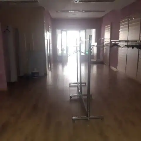 Local comercial de lloguer a Novelda, imagen 2