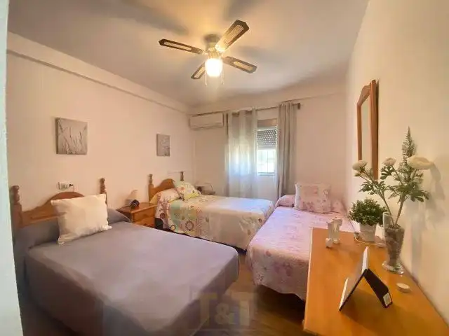 Dormitori de Apartament en venda en La Antilla amb Aire condicionat i Moblat