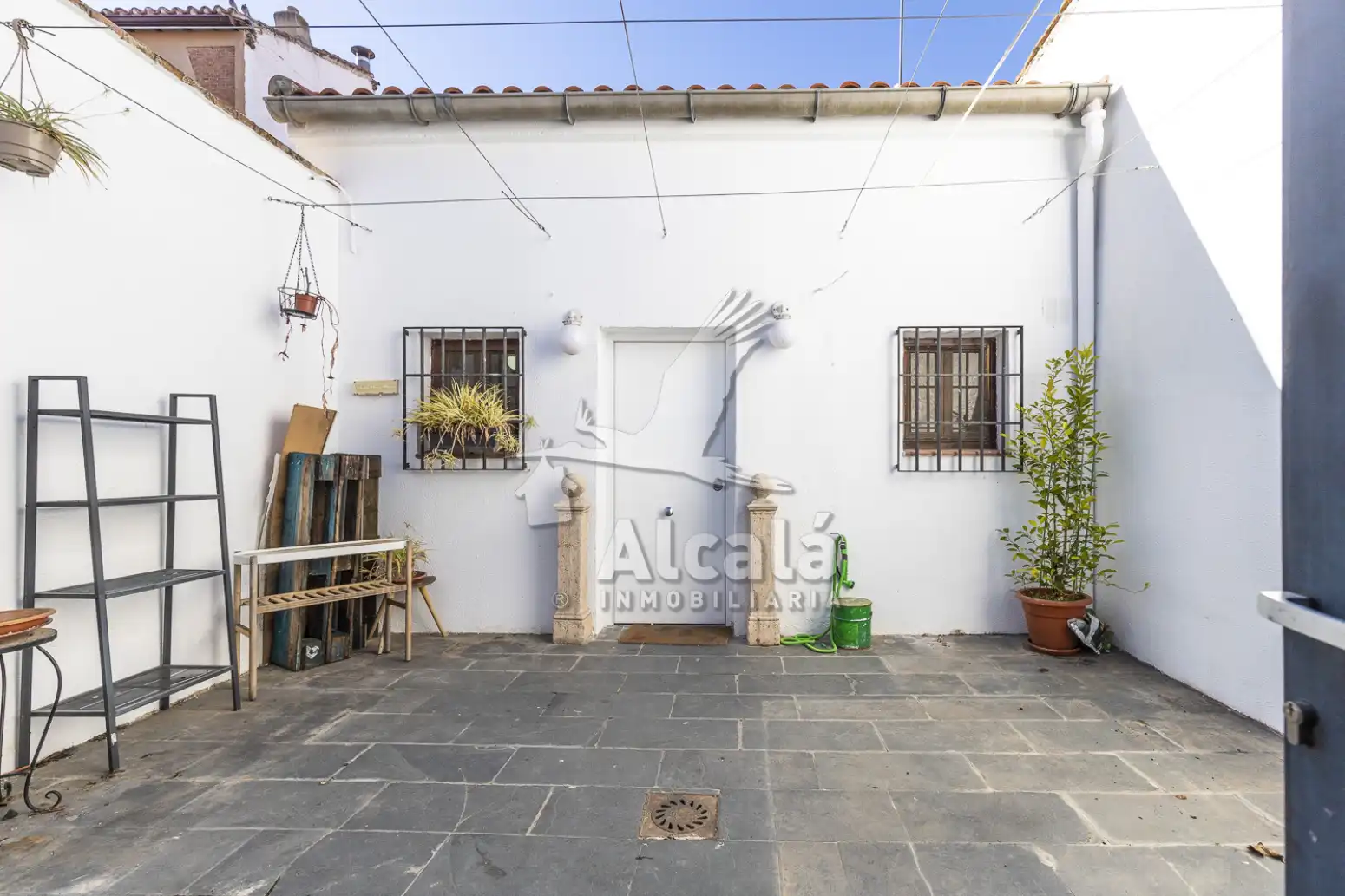 Exterior view of Houses for sale in Alcalá de Henares  with Air Conditioner, Heating and Private garden