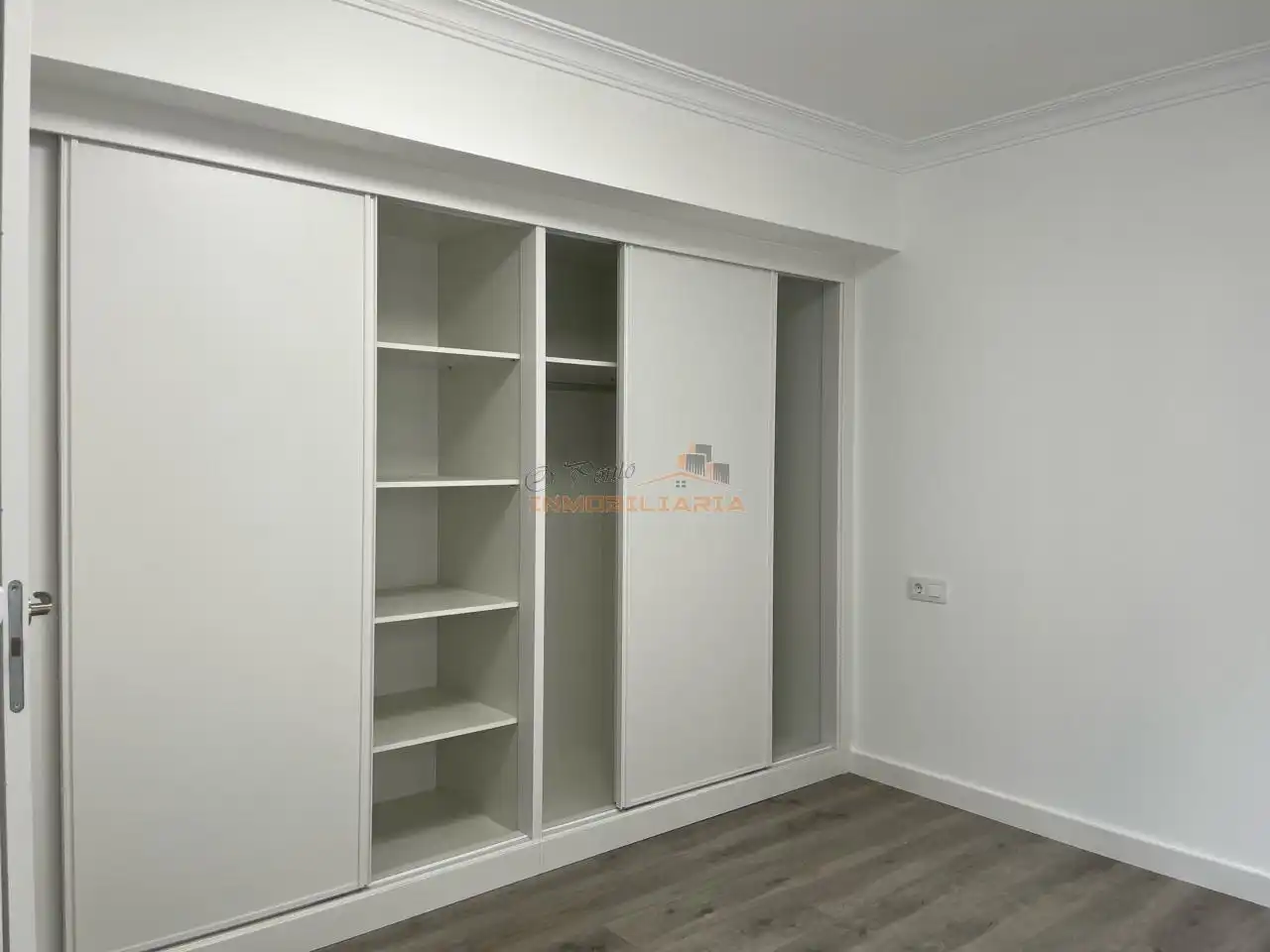 Appartamento con balcone in vendita a Centro, imagen 16