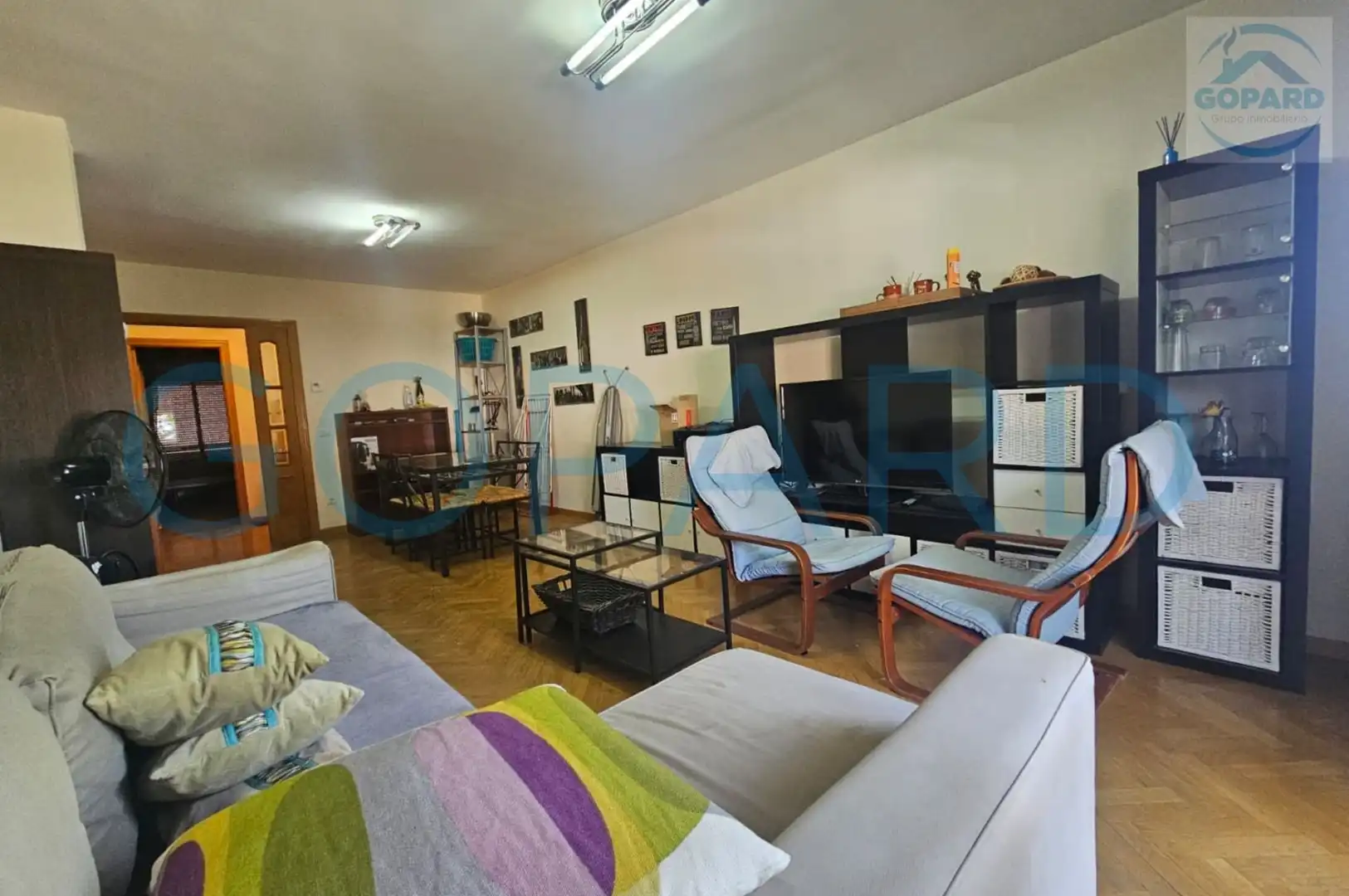 Sala d'estar de Pis de lloguer en Villanueva de la Cañada amb Calefacció, Parquet i Terrassa