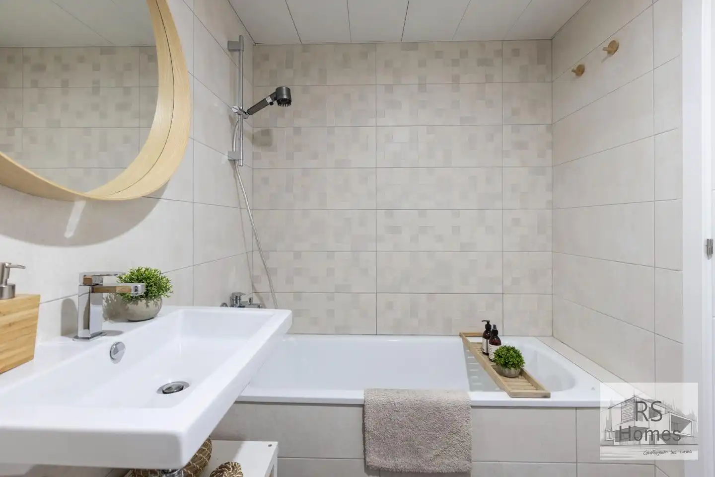 Baño de Piso en venta en Valencia con Aire acondicionado, Calefacción y Trastero