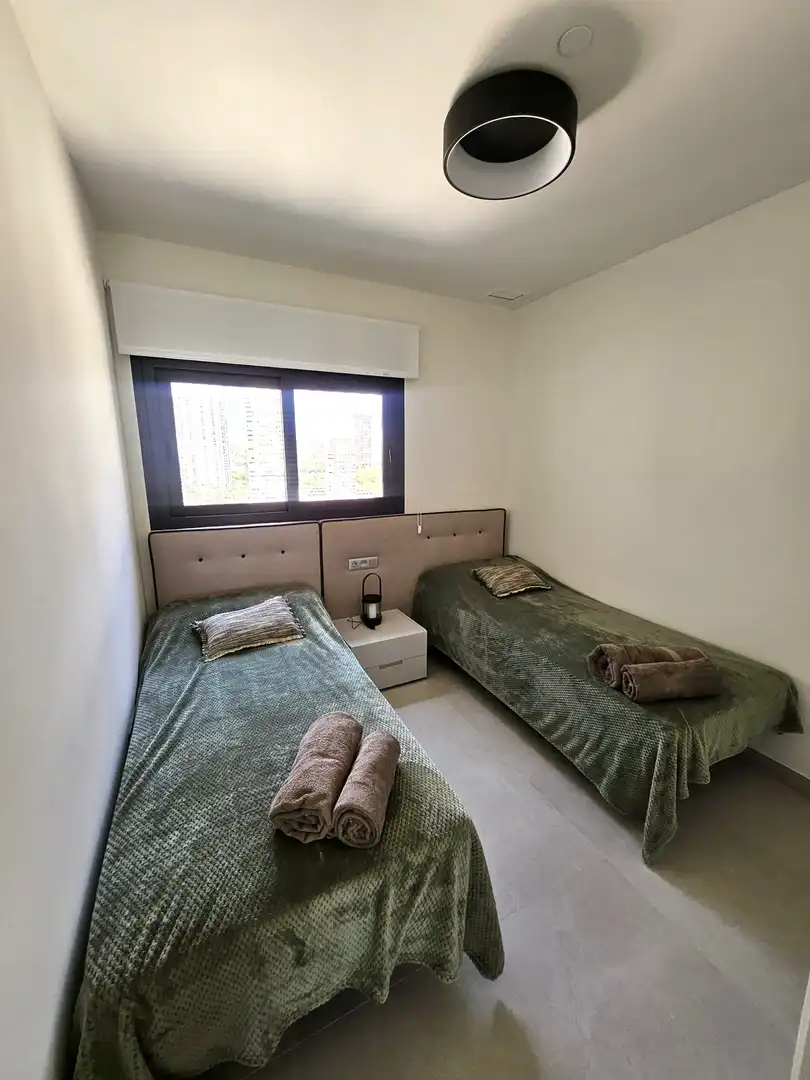 Habitación de Apartamento en venta en Benidorm con Aire acondicionado, Calefacción y Terraza