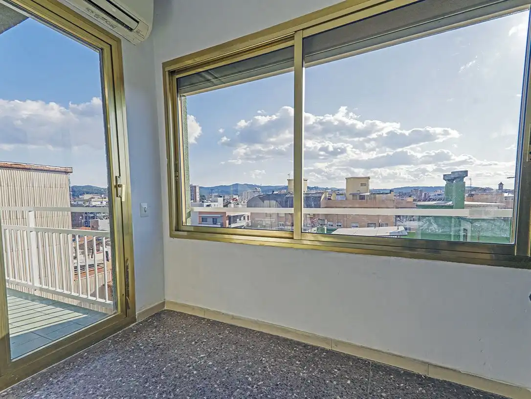 Wohnung mit Aufzug zum Verkauf in Carrer de Prat de la Riba 31