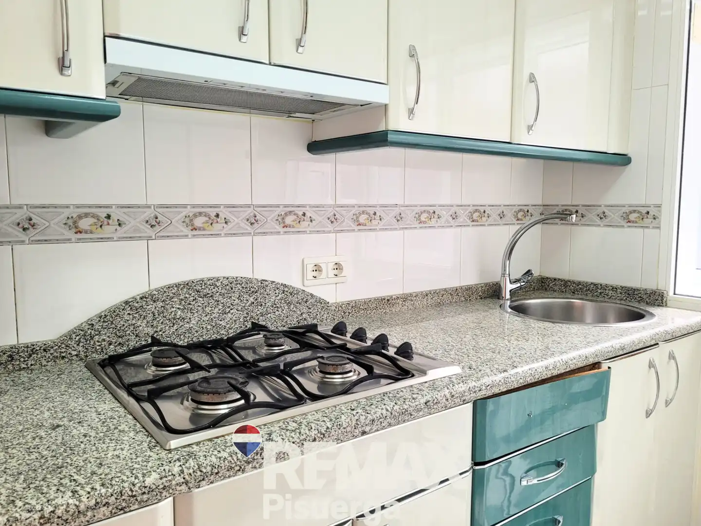 Cocina de Piso en venta en Valladolid con Calefacción y Balcón