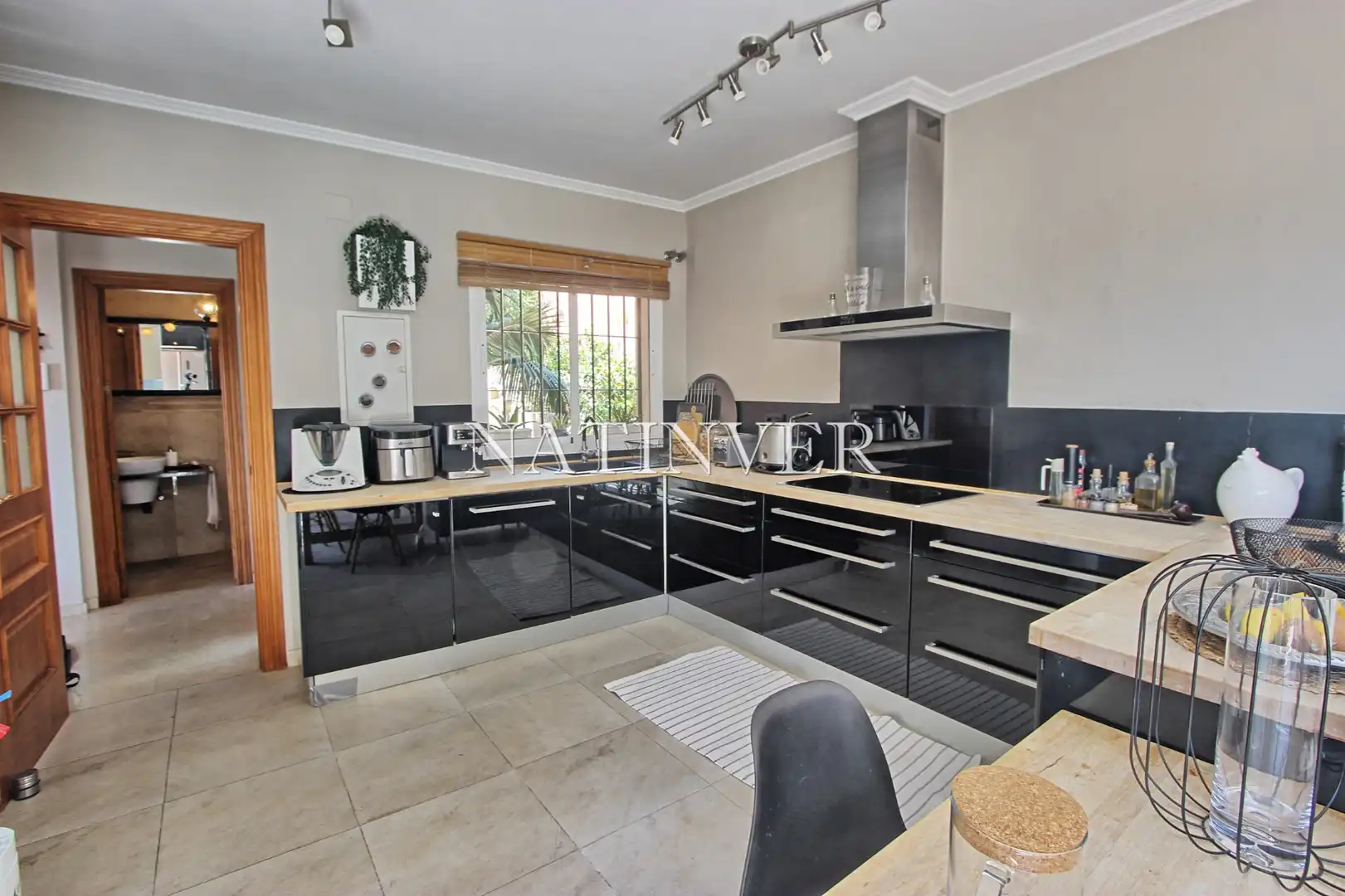 Chalet con piscina en venta en Calle Leoni Benabú 23, imagen 5