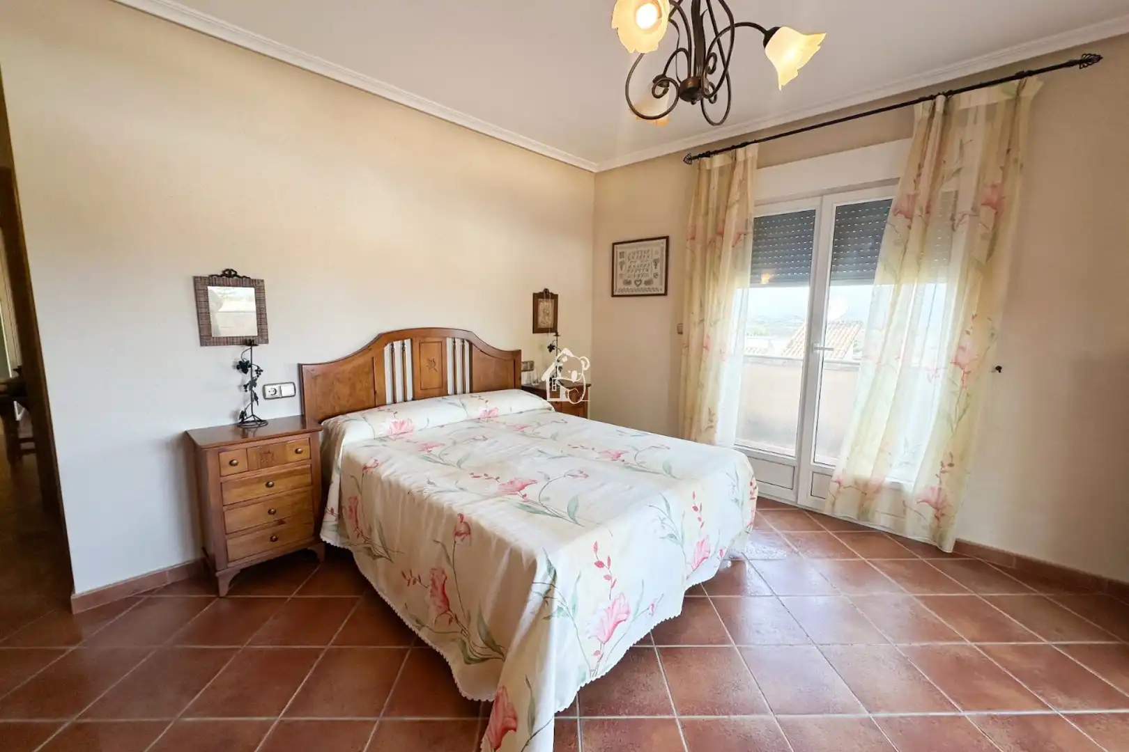 Dormitori de Finca rústica de lloguer en San Miguel de Salinas amb Aire condicionat, Jardí privat i Terrassa