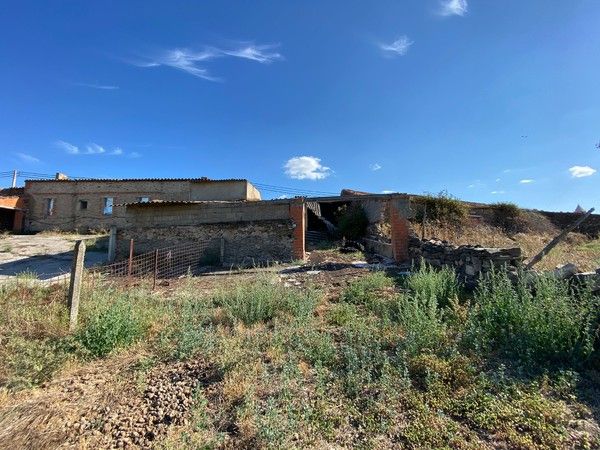 Exterior view of Industrial buildings for sale in La Fregeneda 