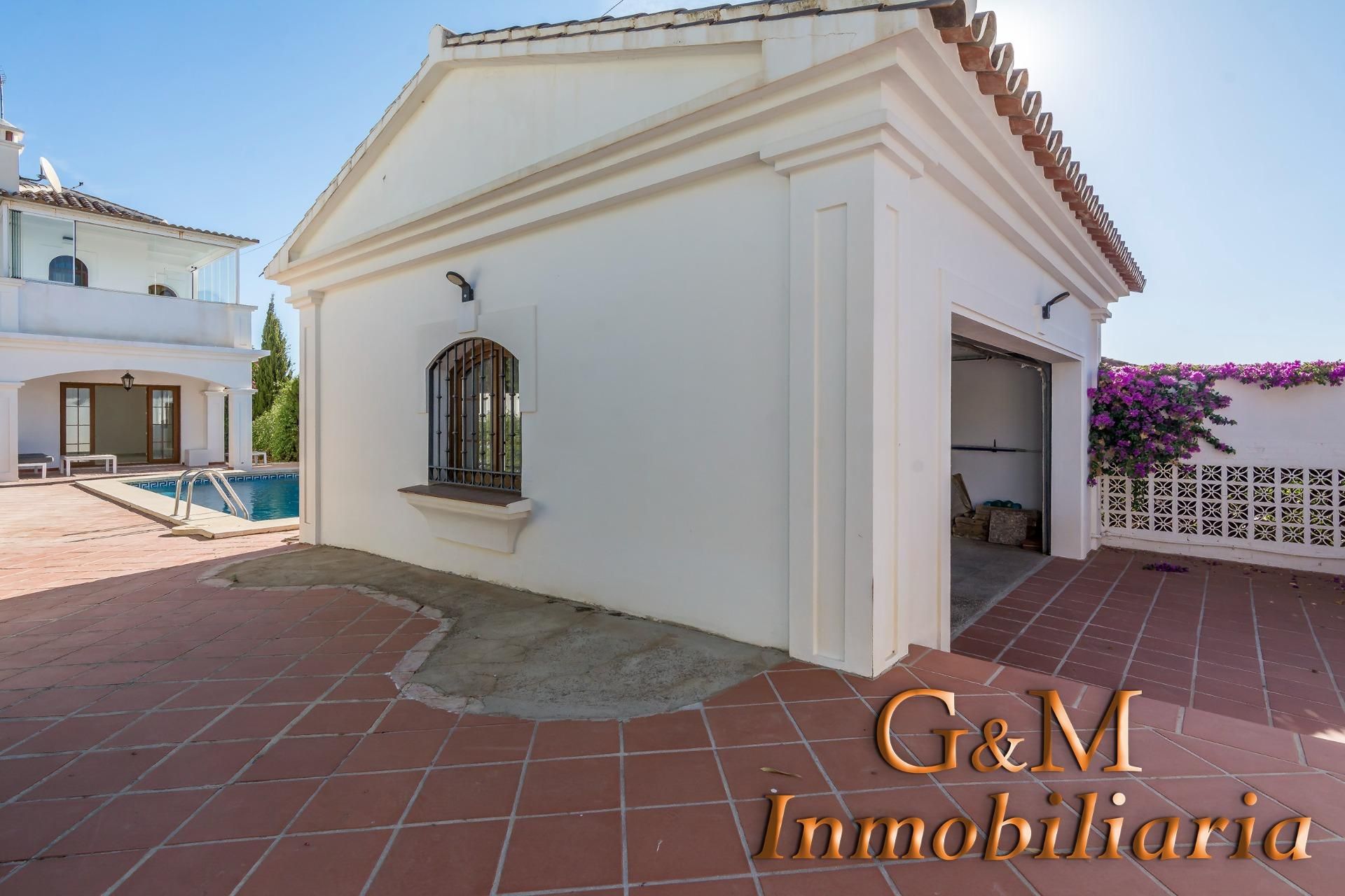 Vista exterior de Casa o chalet en venta en Torremolinos
