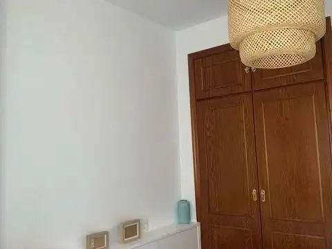 Dormitori de Pis de lloguer en  Sevilla Capital amb Aire condicionat