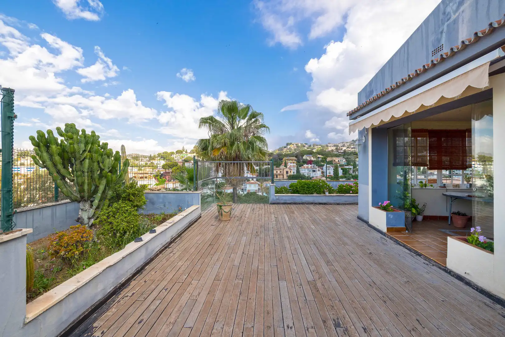 Terraza de Casa o chalet en venta en Málaga con Jardín privado, Terraza y Piscina