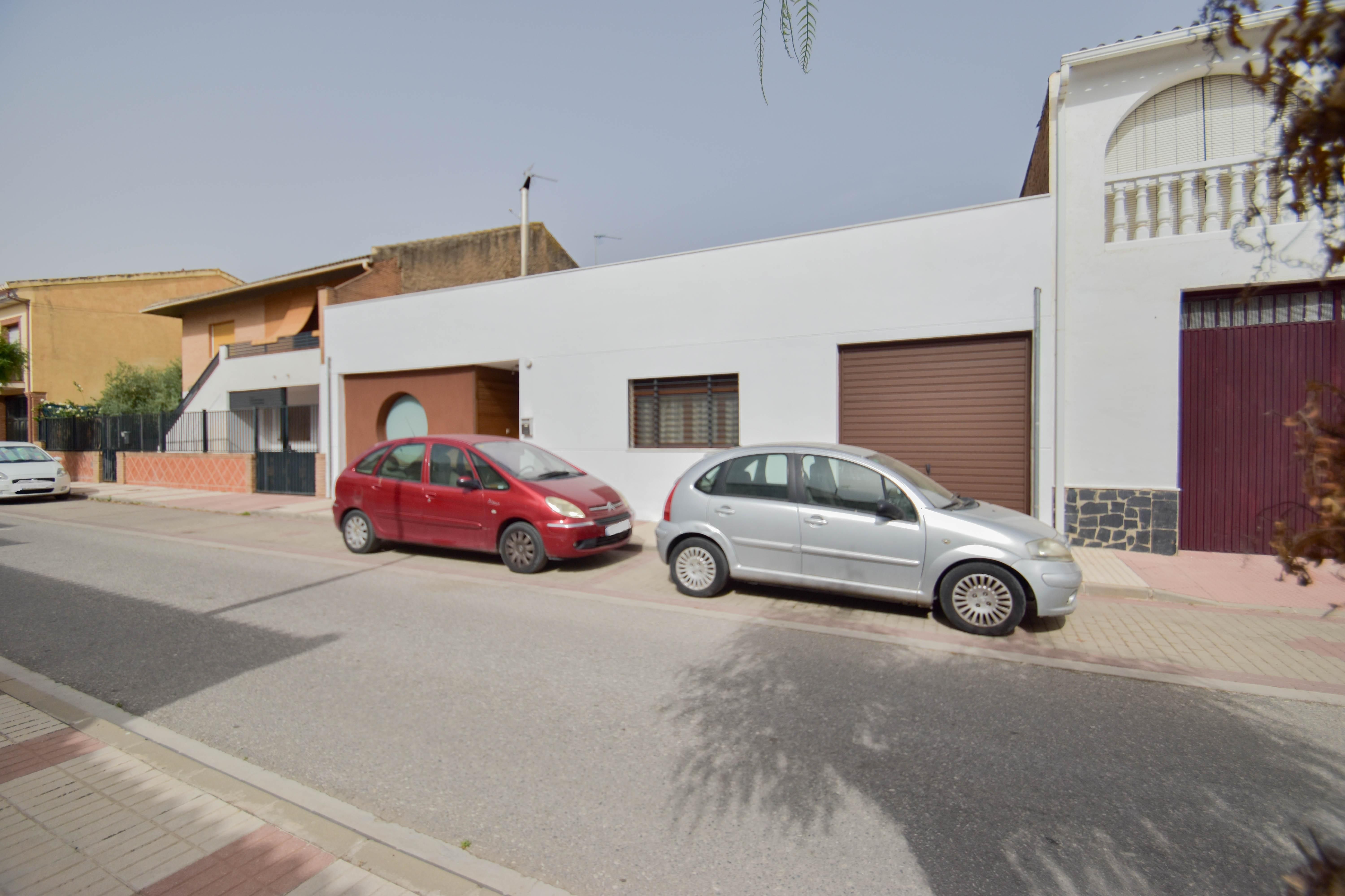 Vista exterior de Finca rústica en venda en Chauchina amb Jardí privat i Piscina