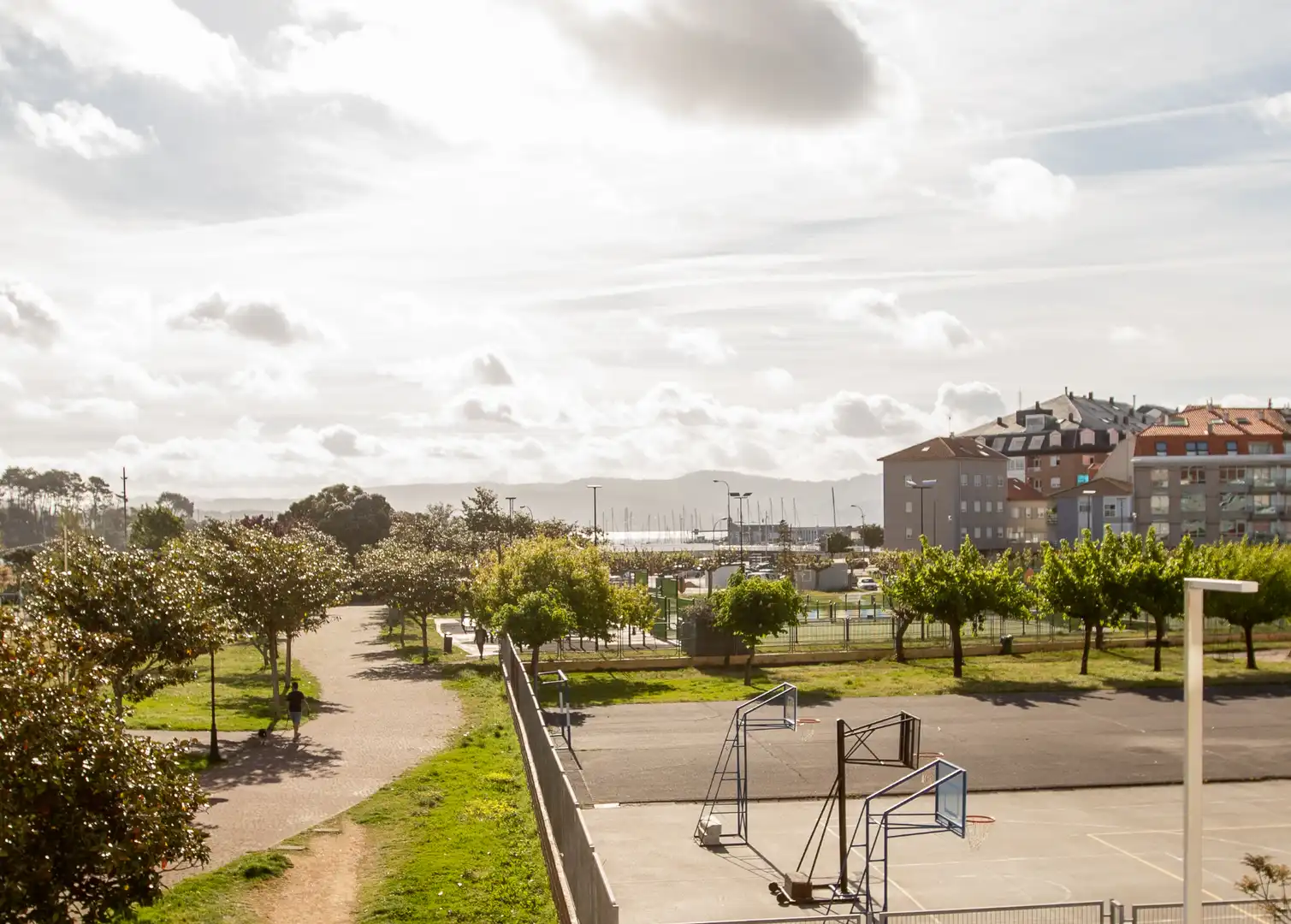 Vista exterior de Apartament en venda en Sanxenxo amb Calefacció, Terrassa i Moblat