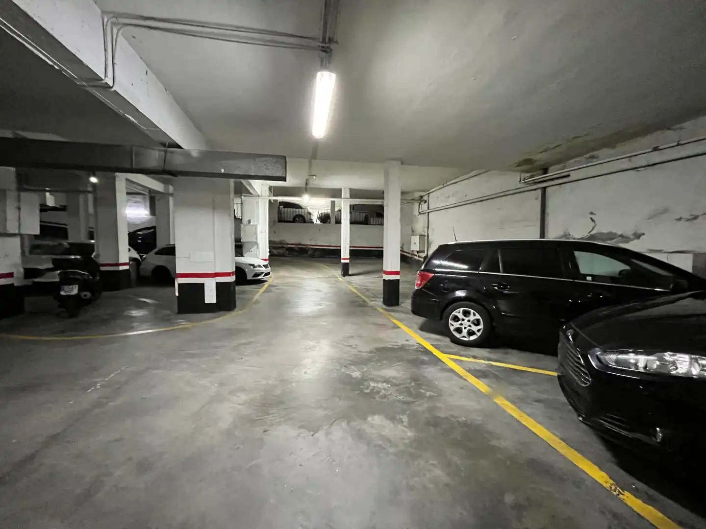 Parkplatz von Garage zum Verkauf in Basauri 