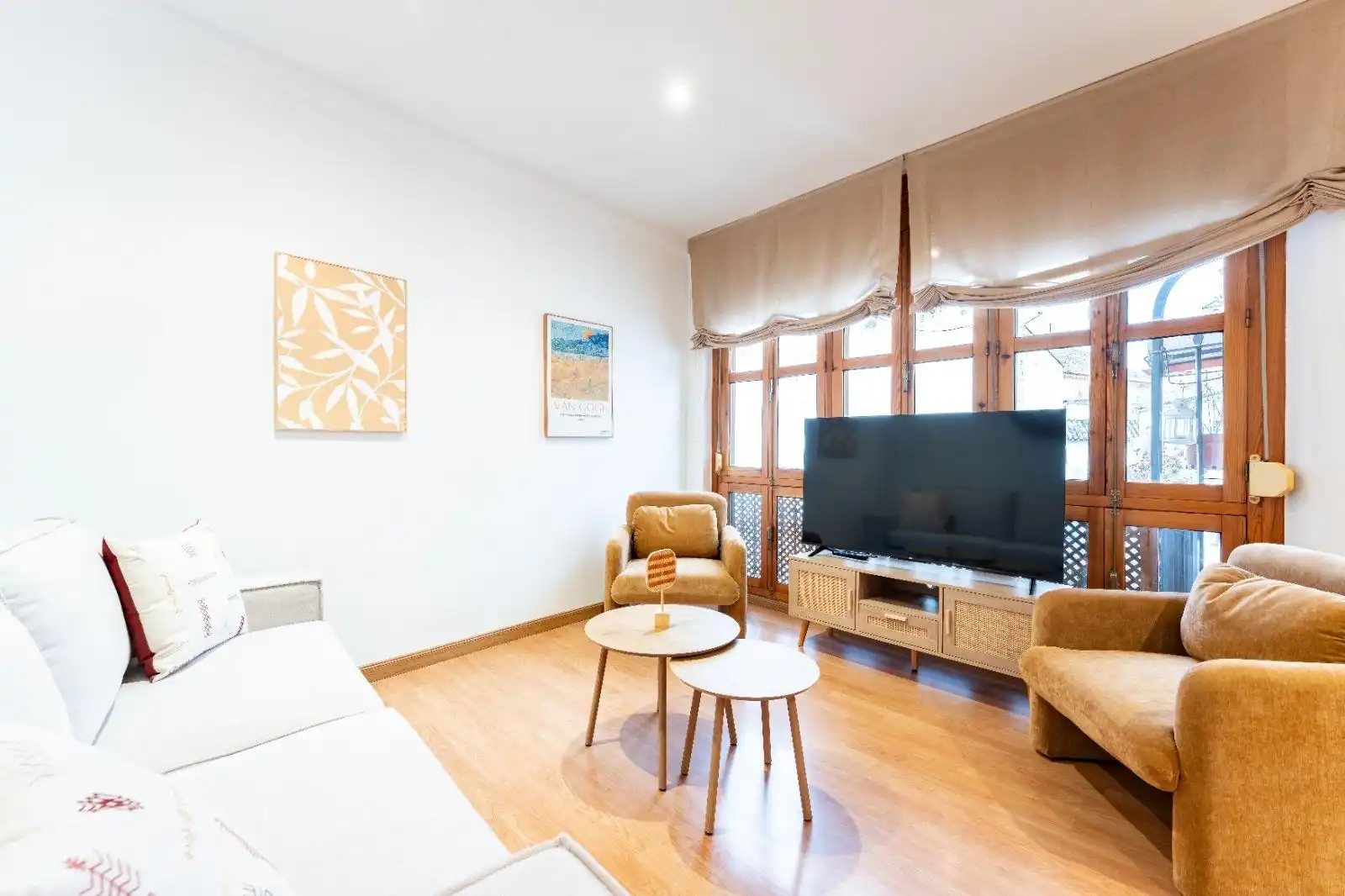 Living room of Flat for sale in Córdoba  with Heating, Parquet flooring and Storage room
