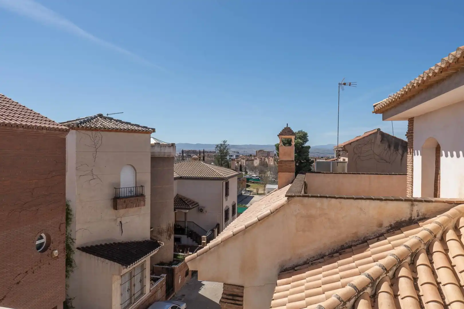 Vista exterior de Casa o chalet en venta en Granada con Aire acondicionado, Calefacción y Terraza