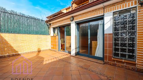 Foto 2 de Casa o xalet en venda a Calle de la Paz, Parque Europa - Los Pitufos, Madrid