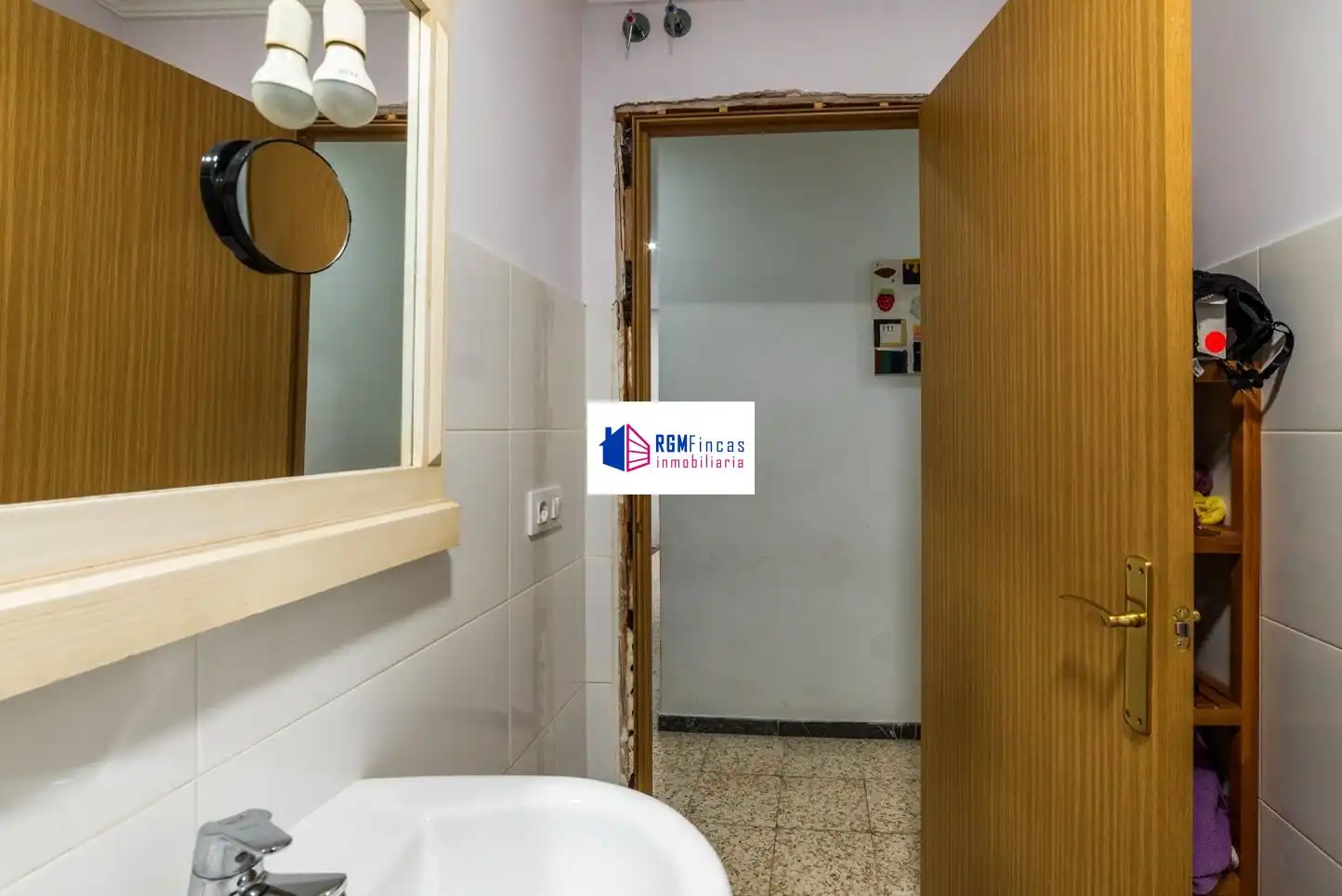 Bathroom of Flat for sale in Sevilla
