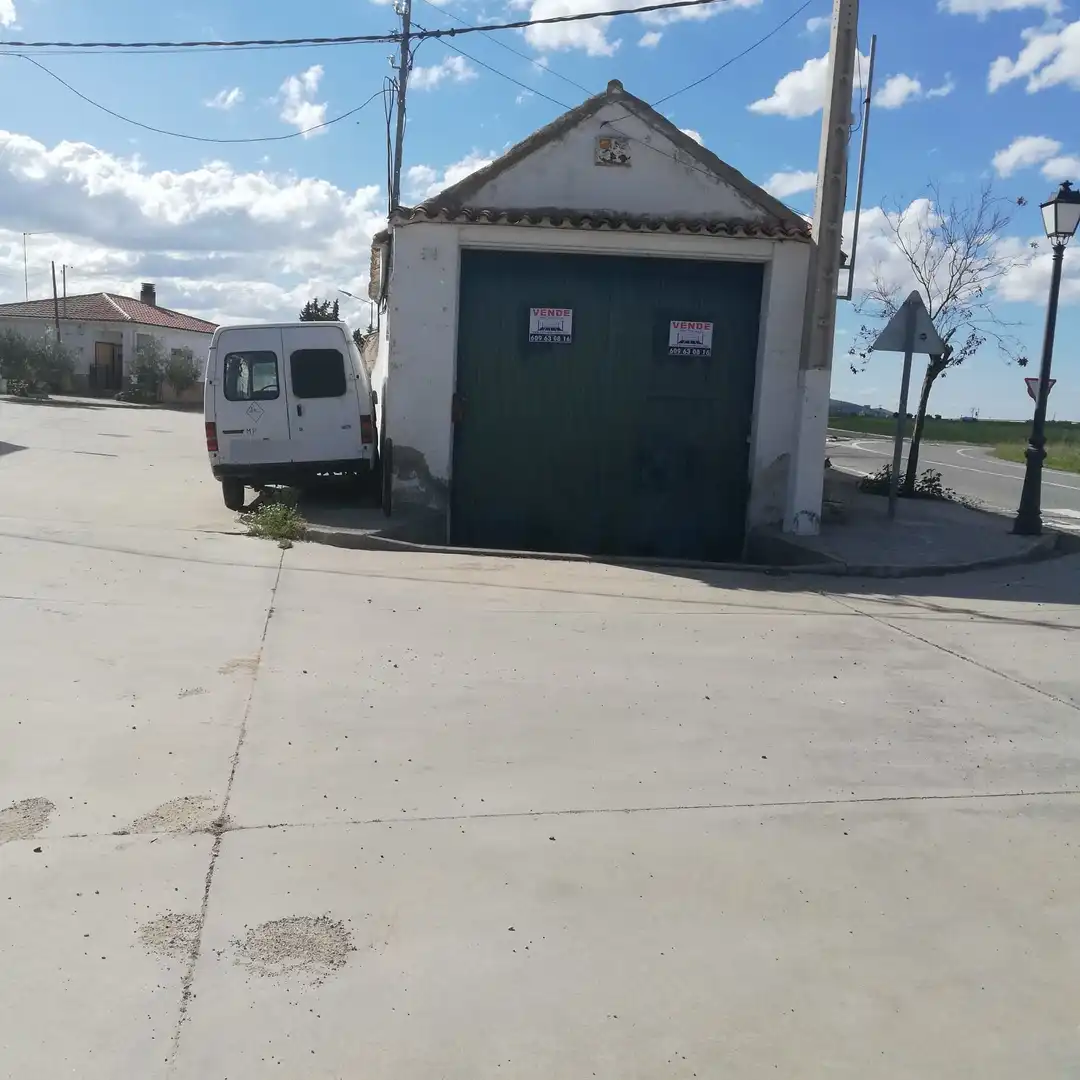 Parking de Nave industrial en venta en Mascaraque
