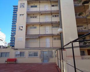 Vista exterior de Pis en venda en Benidorm amb Balcó