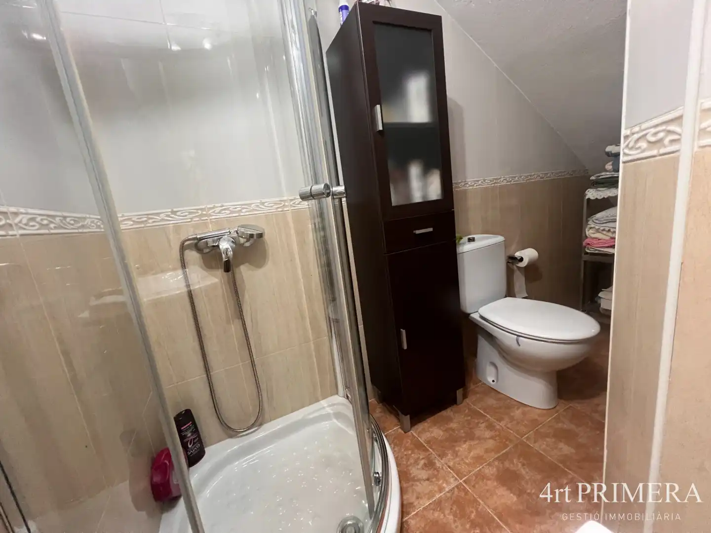 Baño de Casa adosada en venta en La Garriga con Calefacción, Terraza y Balcón