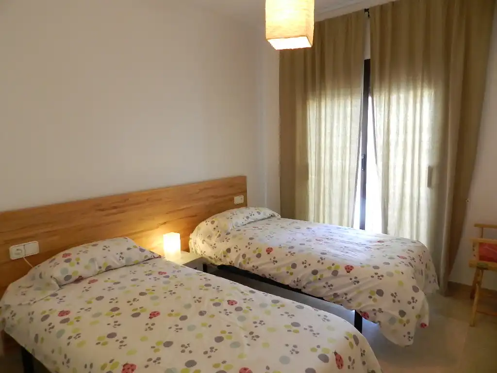 Schlafzimmer von Wohnung zum Verkauf in Manilva mit Klimaanlage, Terrasse und Möbliert