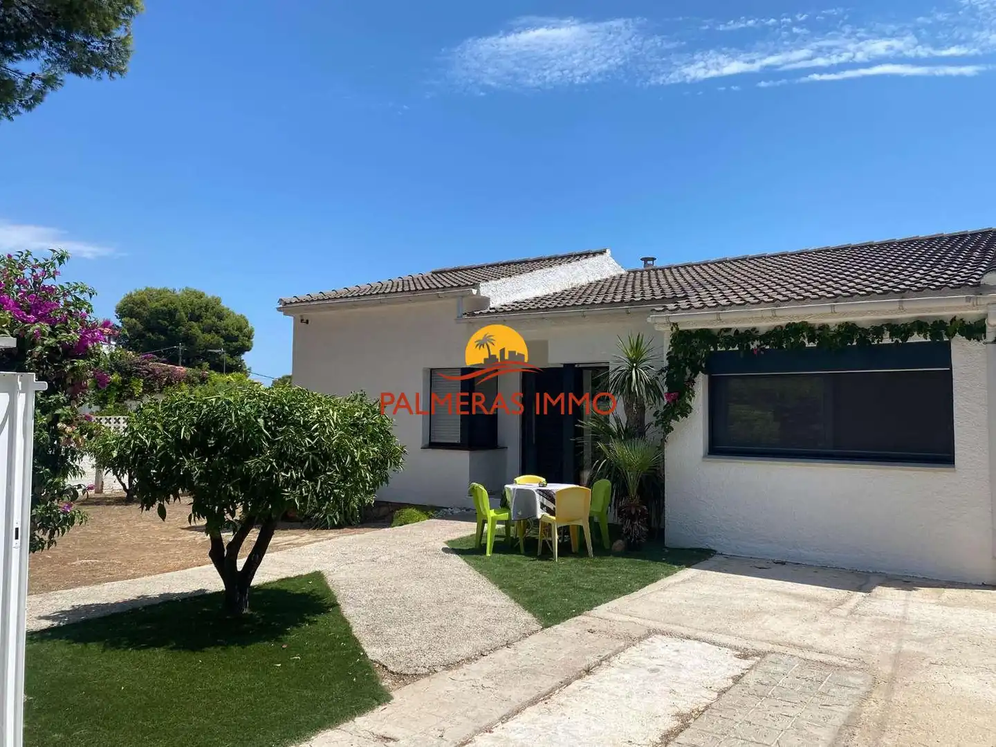 Vista exterior de Casa o chalet en venta en Mont-roig del Camp