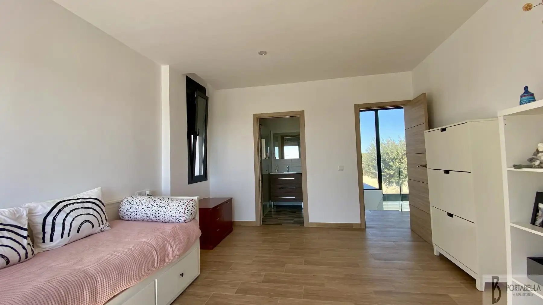 Bedroom of Houses for sale in Puerto Real  with Swimming Pool