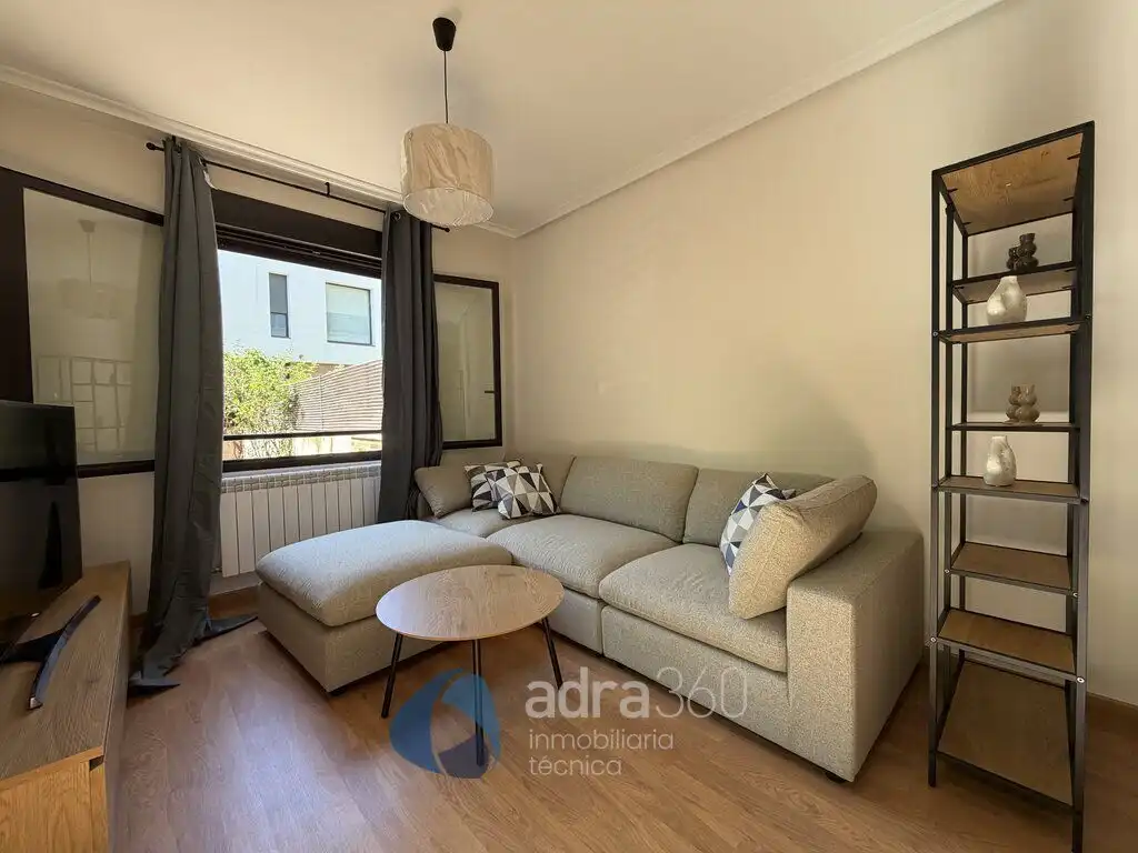 Vista exterior de Apartamento en venta en Lardero con Aire acondicionado, Calefacción y Jardín privado