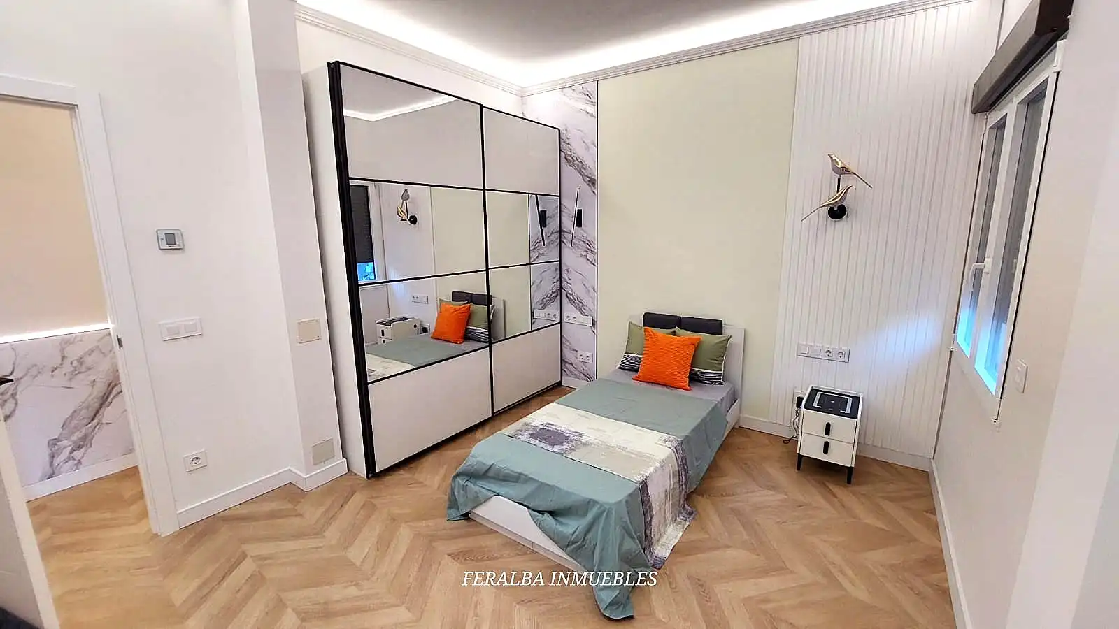 Habitación de Piso en venta en Madrid con Amueblado