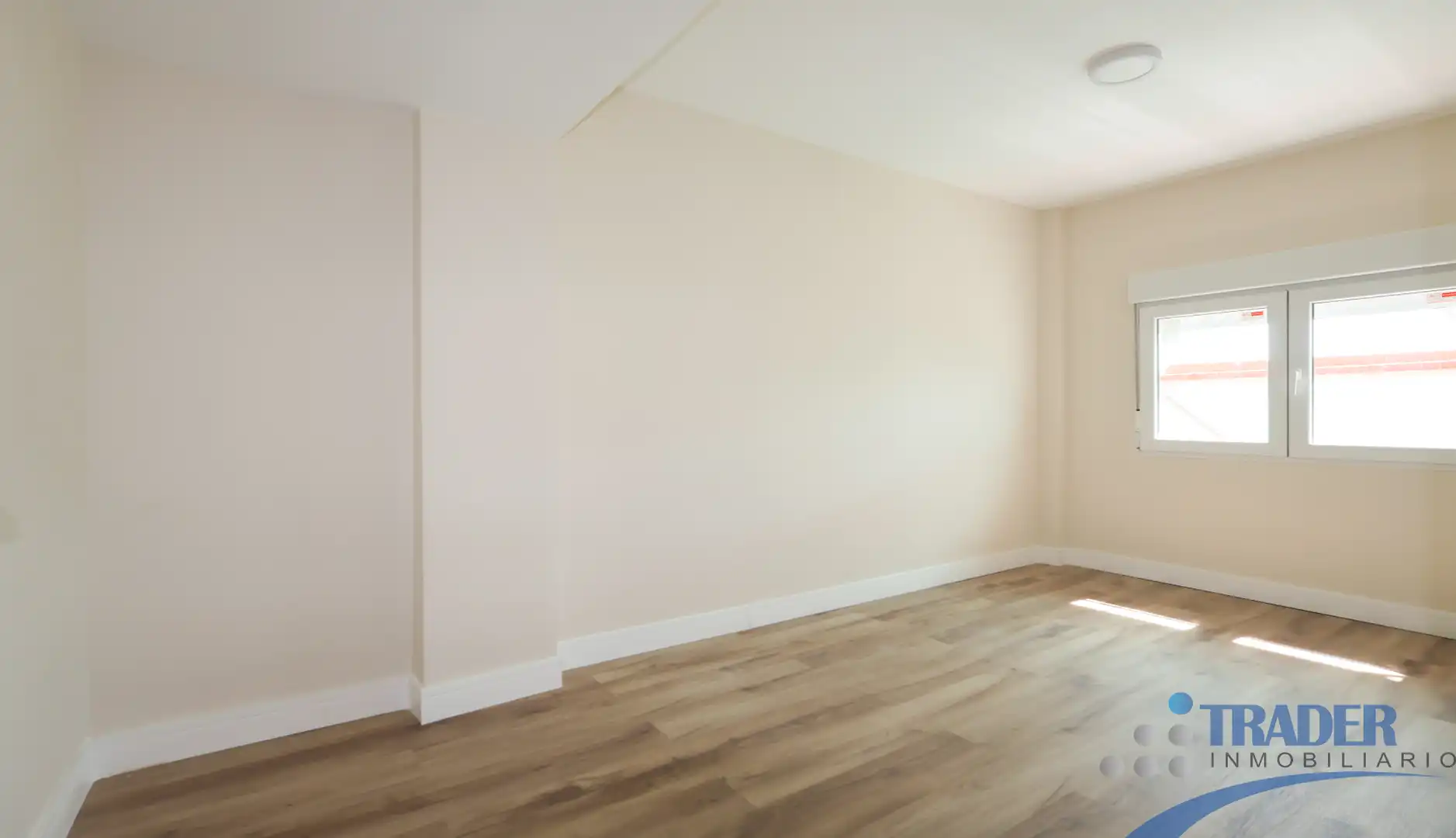 Habitación de Piso en venta en Alcorcón con Calefacción, Jardín privado y Terraza