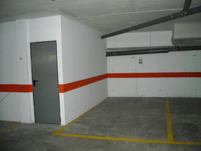 Garaje en Venta en Villafranca de Córdoba