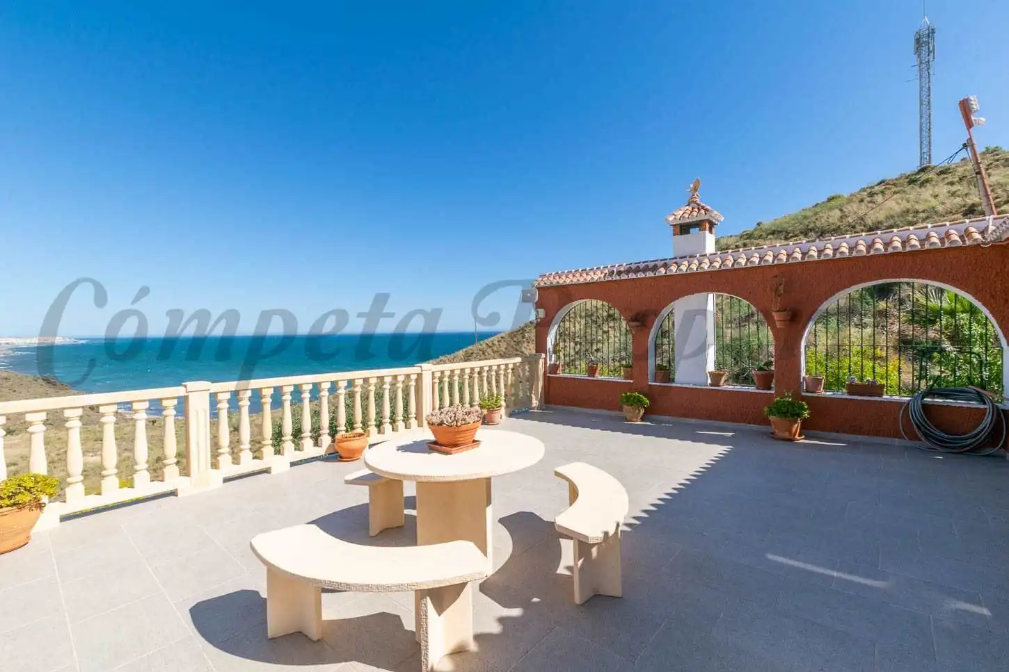 Casa con piscina en venta en Mezquitilla