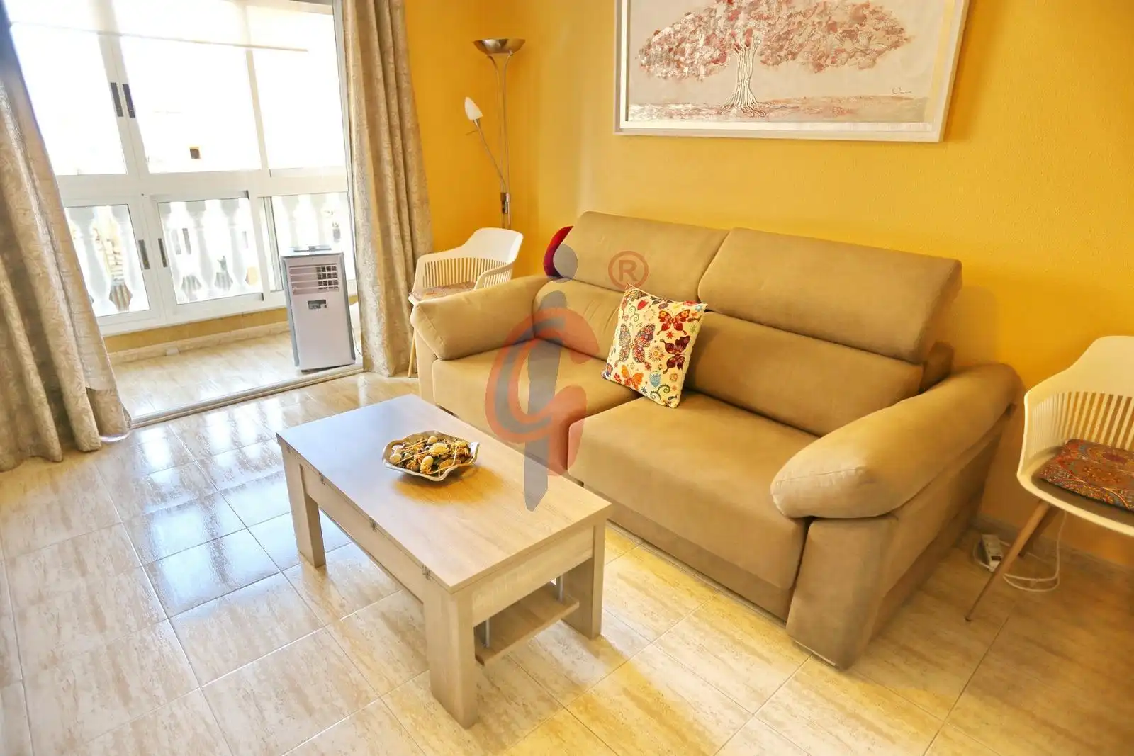 Living room of Flat for sale in Guardamar del Segura  with Terrace, Furnished and Community pool