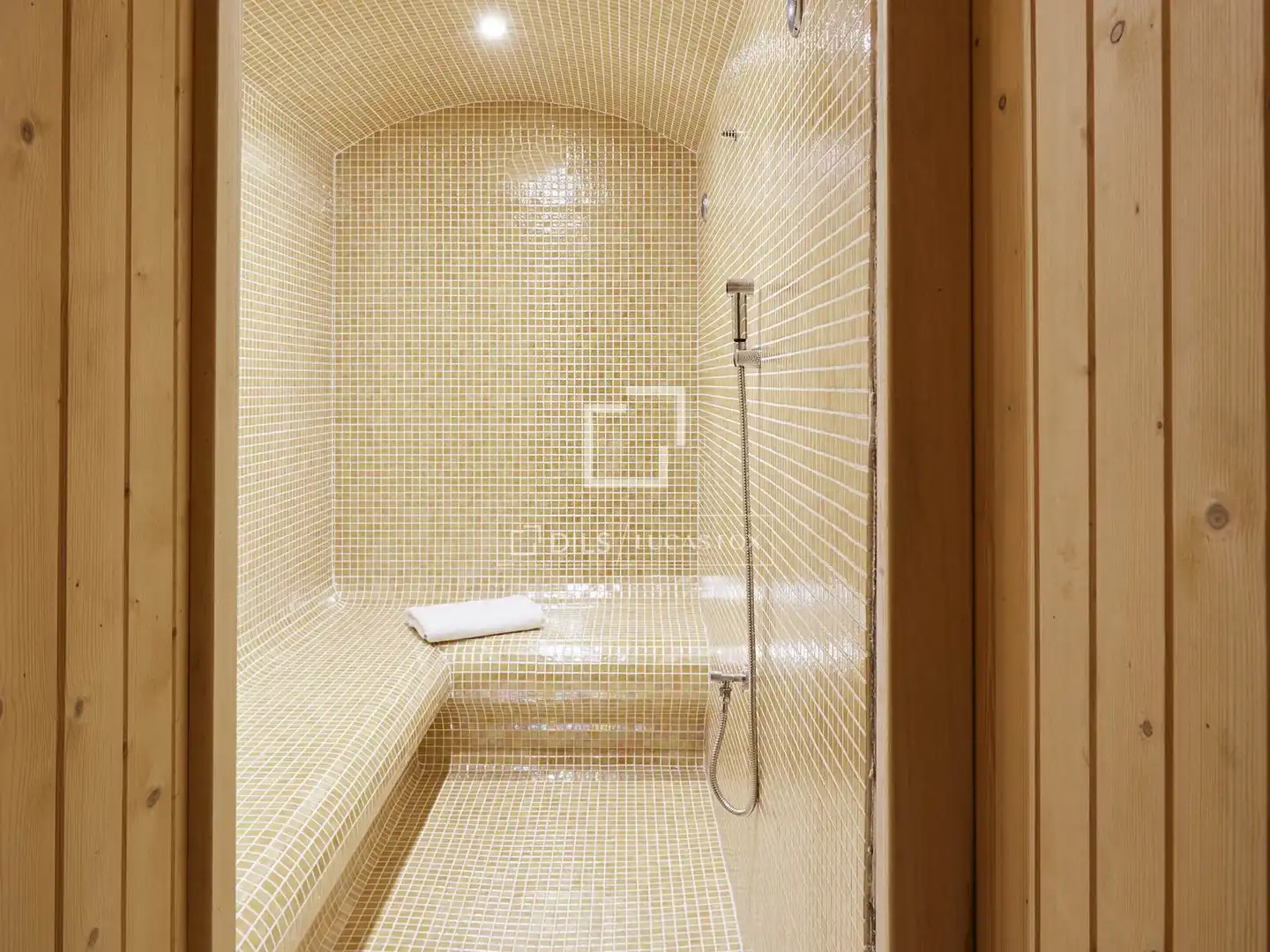 Bathroom of Houses for sale in Santa Eulària des Riu  with Air Conditioner, Heating and Private garden