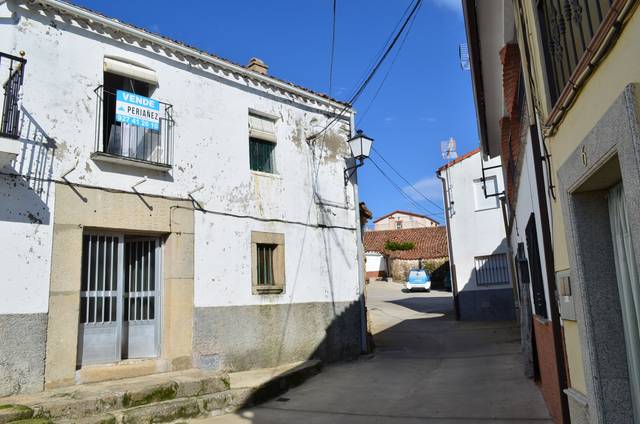 Casa-chalet en Venta en N/A en Oliva de Plasencia