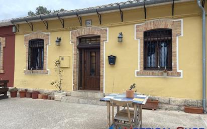 Vista exterior de Casa o xalet en venda en Villena amb Aire condicionat i Calefacció