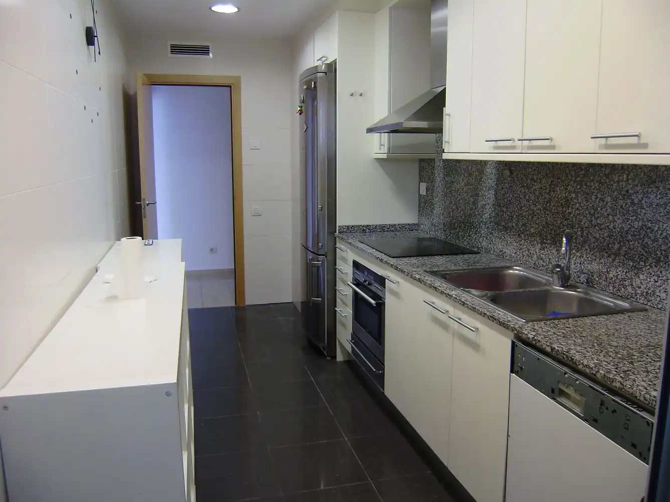 Kitchen of Flat for rent in Badalona  with Air Conditioner, Heating and Terrace