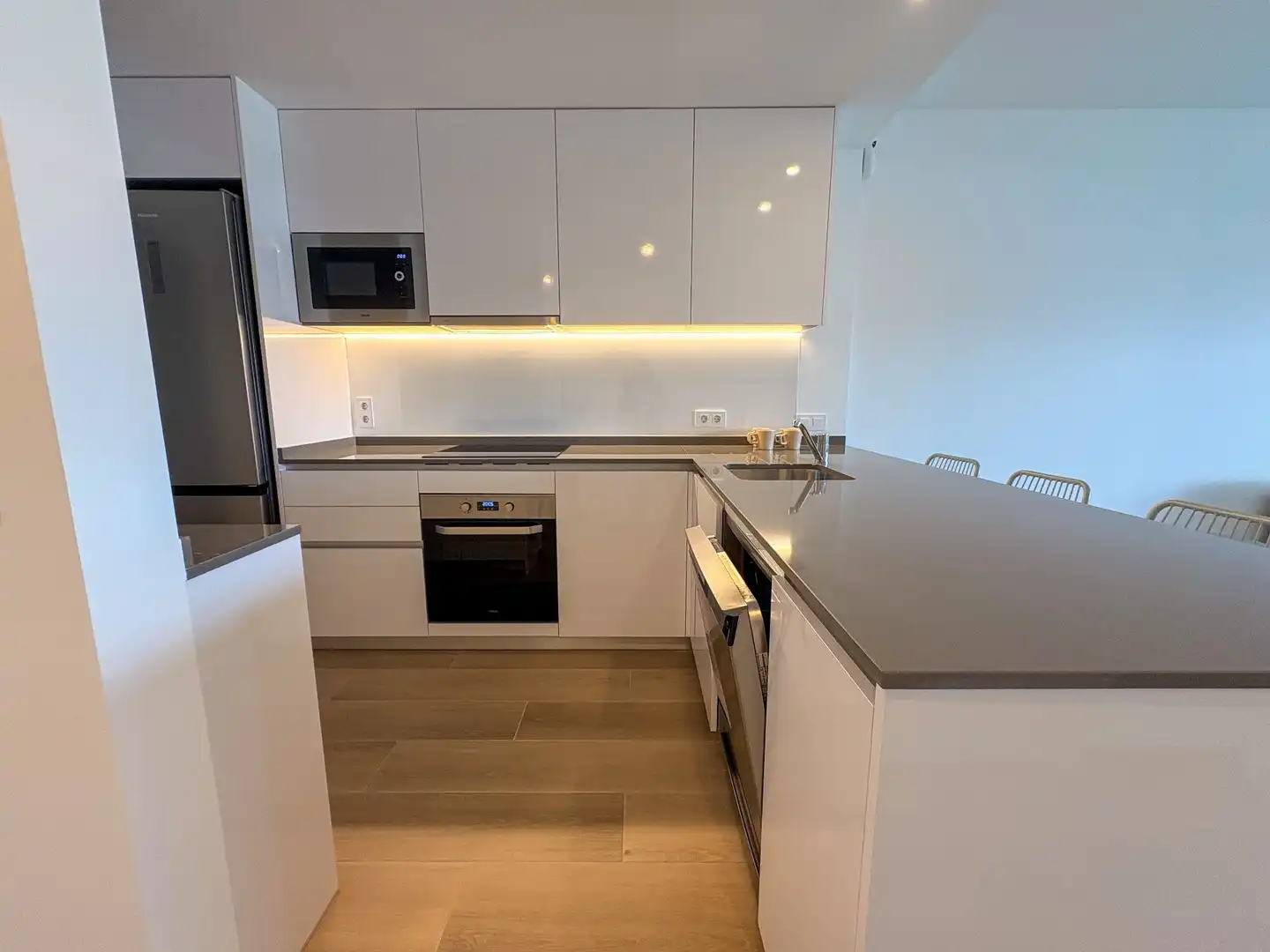 Cocina de Piso de alquiler en Torrevieja con Aire acondicionado, Calefacción y Terraza